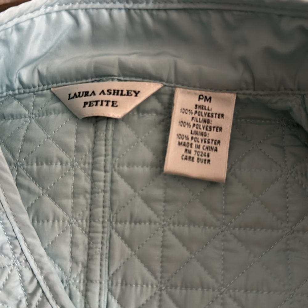 Laura Ashley Blue Quilted Jacket size MP - Picture 10 of 10